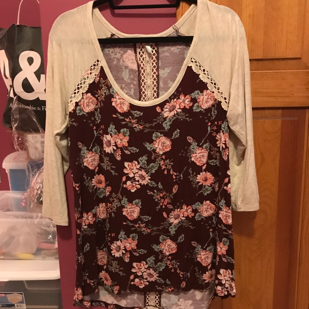 Vanity knit floral top